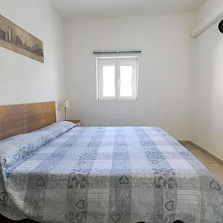 מלון דירות Maison Marie 3*