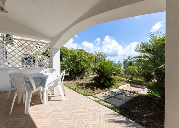 מלון דירות Maison Marie 3*