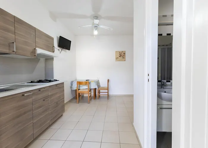 Maison Marie 3* ויאסטה